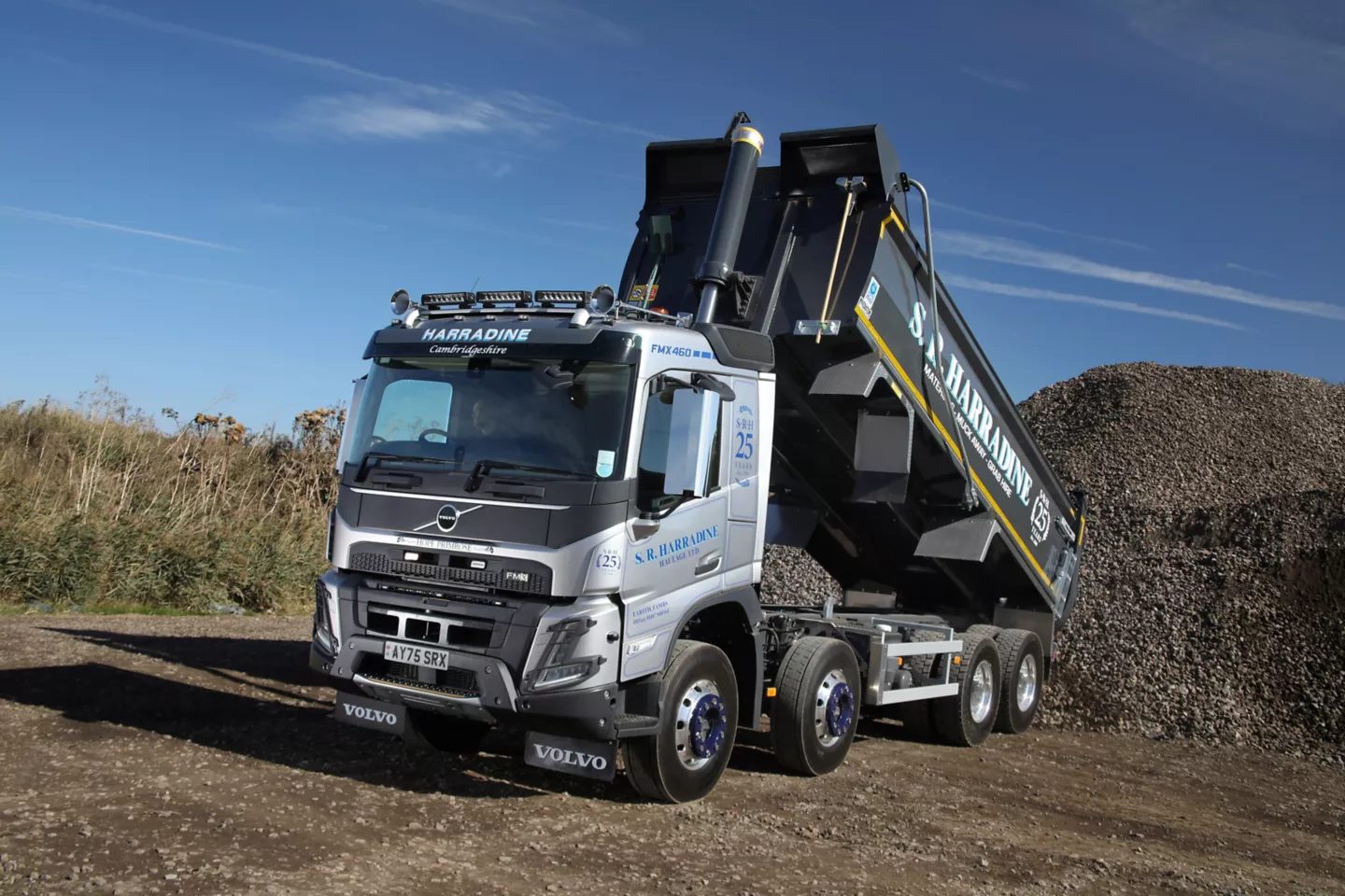 2022 Volvo FMX 500 — 2022 Volvo FMX 500 8x4 Steel-Body Tipper